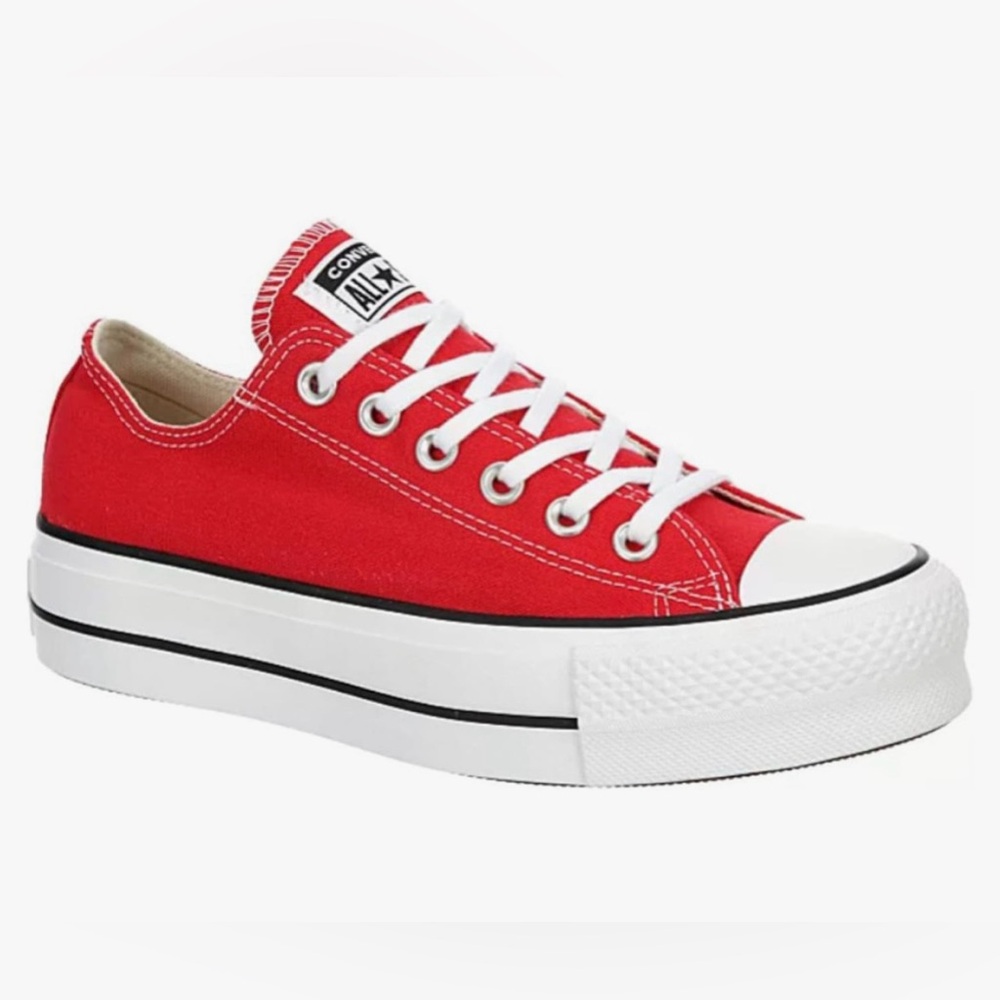 Women’s Chuck Taylor All Star Lift Platform Canvas Low